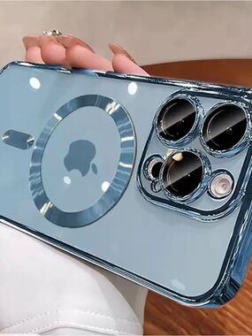 17 Pro Max Sky Blue Magnetic iPhone Case. New